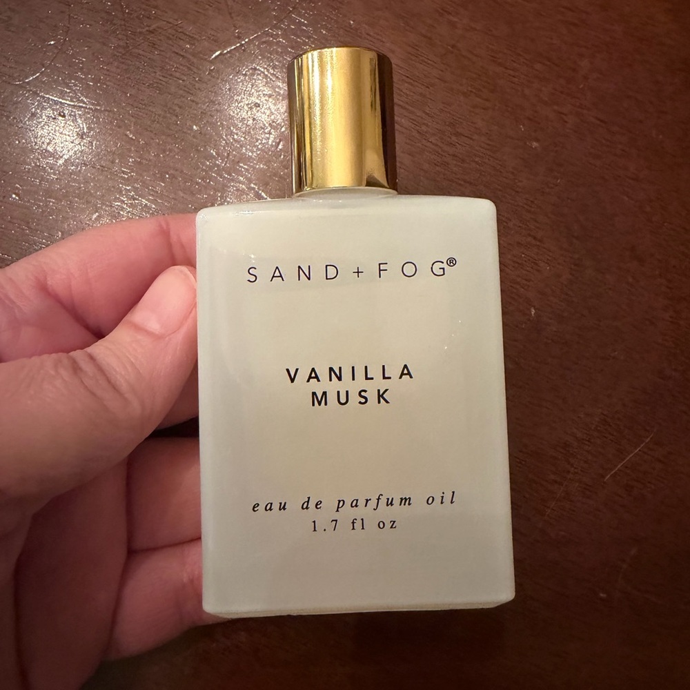 SAND + FOG Vanilla Musk Eau de Parfum Oil - Gold Cap
